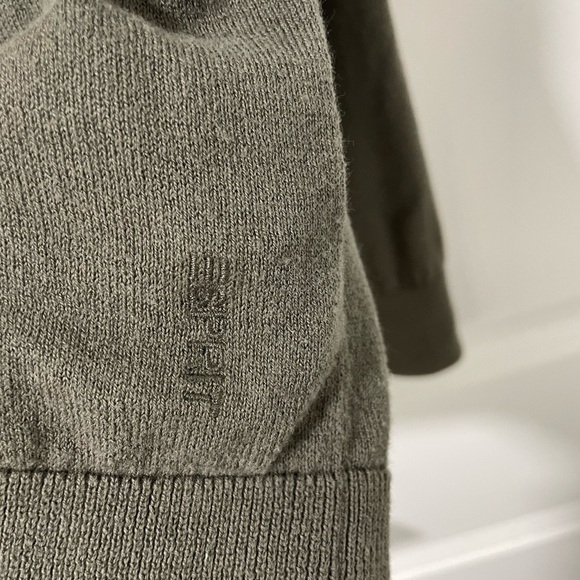 #116- ESPRIT- cotton long sleeve V neck - Picture 4 of 4